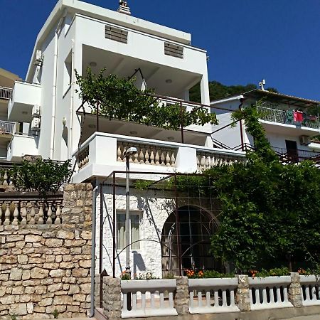 Apartmani Jovanovic Petrovac Exterior foto