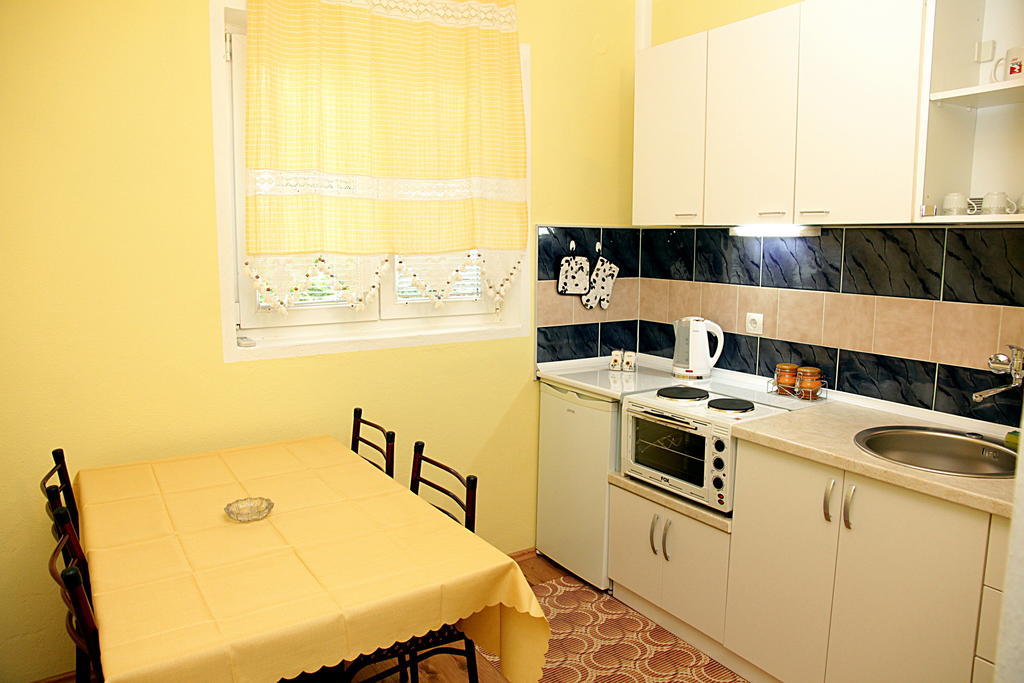 Apartmani Jovanovic Petrovac Cameră foto