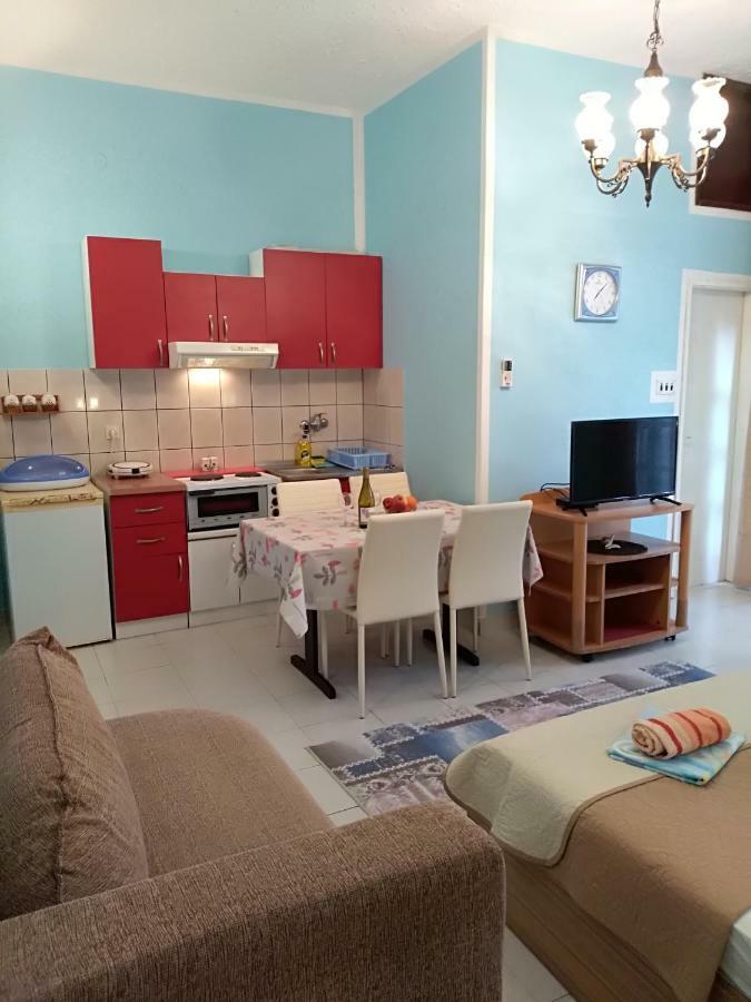 Apartmani Jovanovic Petrovac Exterior foto