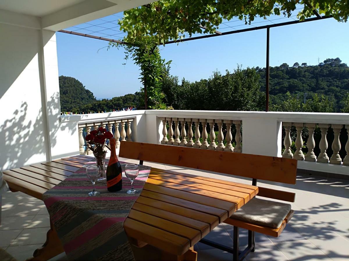 Apartmani Jovanovic Petrovac Exterior foto