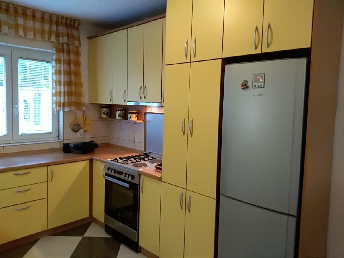 Apartmani Jovanovic Petrovac Exterior foto